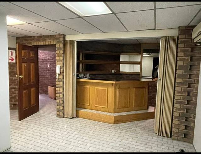 INDUSTRIAL PROPERTY TO RENT IN HENNOPSPARK